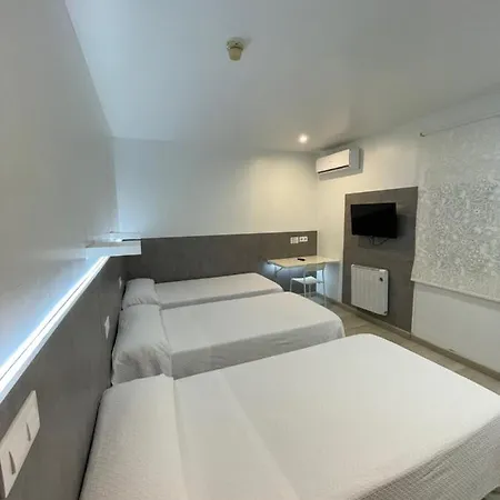 Condedu Hotel 2*