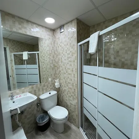 Condedu Hotel 2*