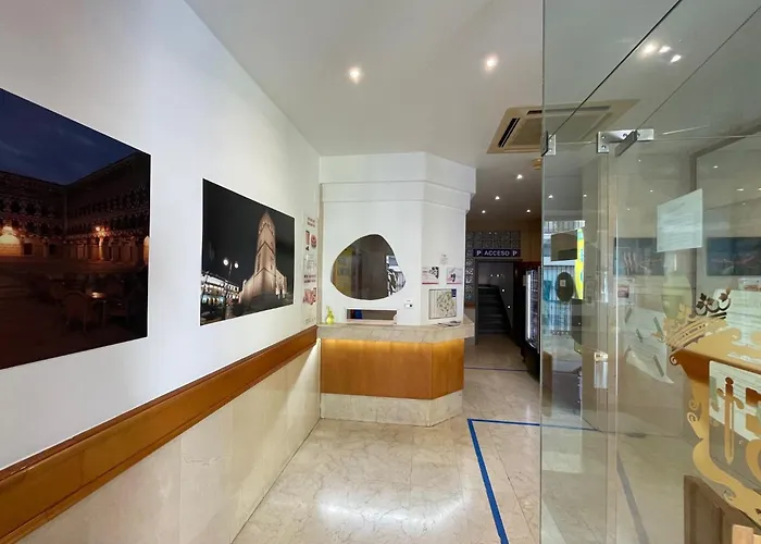 Condedu Ξενοδοχείο 2*